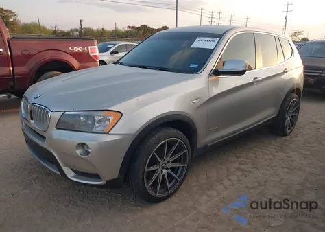 2014 BMW X3 xDrive28I z USA, uszkodzony, nr VIN 5UXWX9C59E0D17530